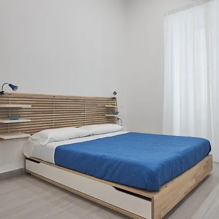 Lägenhet La Dimora Vomero Neapel